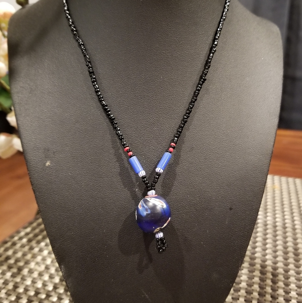 Necklace. - Picture 5 of 16